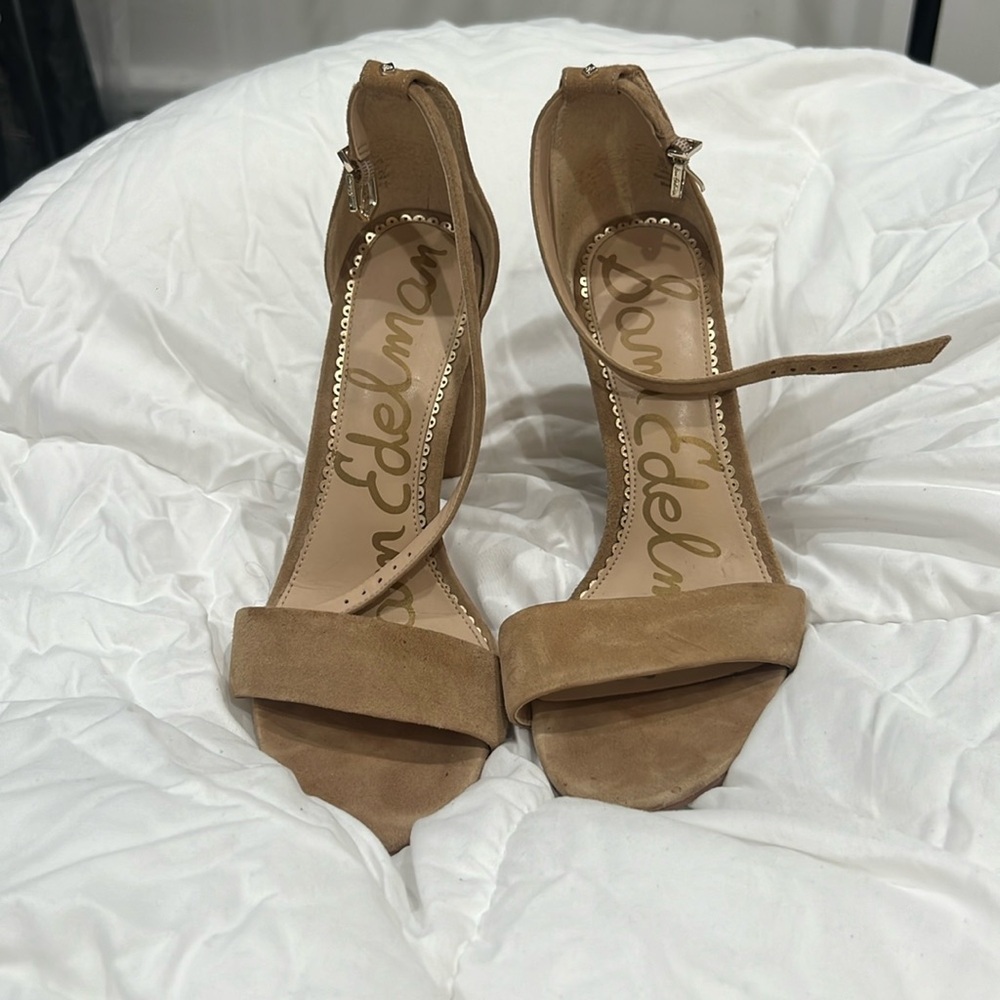 Sam Edelman beige suede block heel heeled sandals